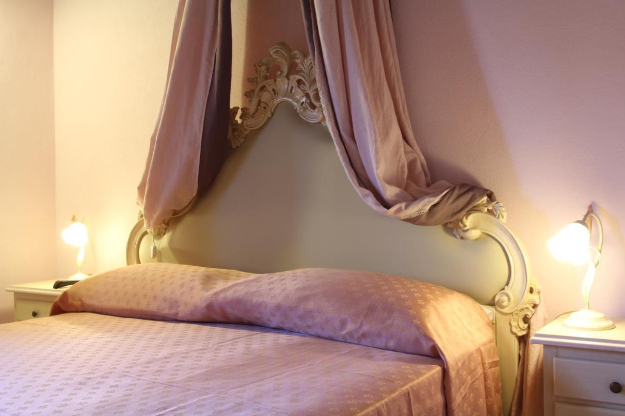 Relais La Leopolda Bed and Breakfast Cortona Exteriör bild